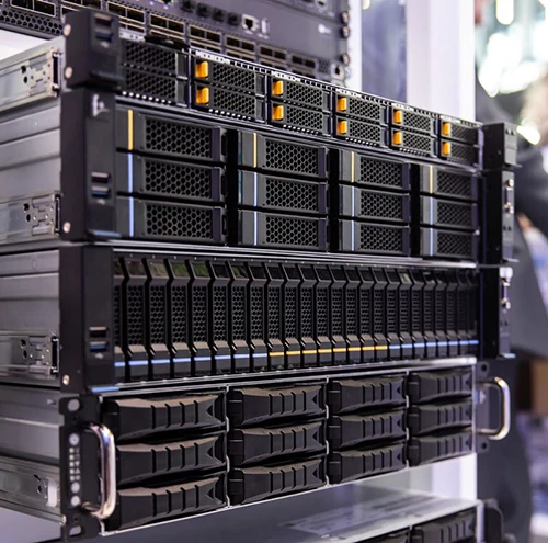 Для проверки некоторых программных продуктов требуется кластер из трех-пяти серверов Для проверки некоторых программных продуктов требуется кластер из трех-пяти серверов