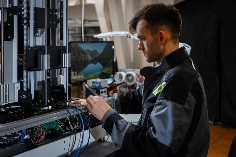 Корпорация ЭЛАР представила первый российский планетарный сканер с искусственным интеллектом